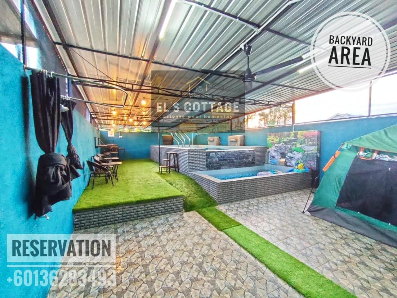 Holiday home El's Private Pool Pekan